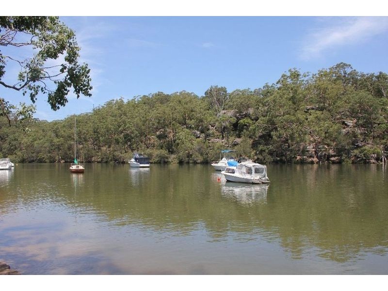 35 Carinya Road, Picnic Point NSW 2213