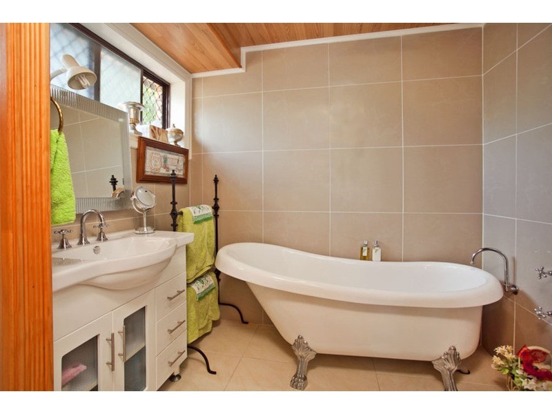 674 Henry Lawson Drive, East Hills NSW 2213