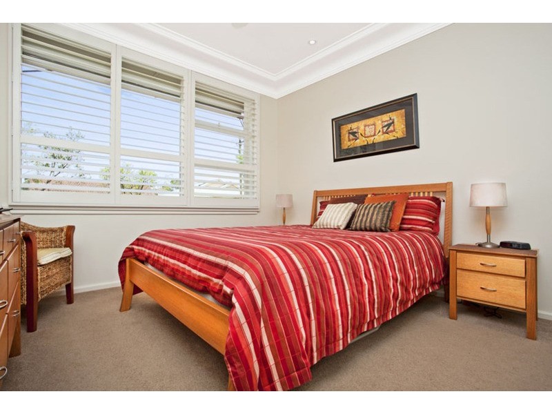 15 Kathleen Parade, Picnic Point NSW 2213