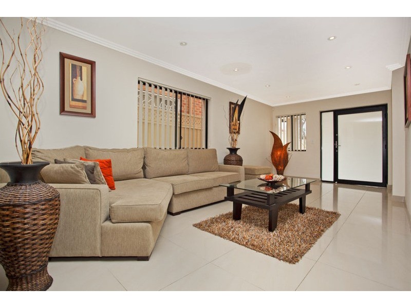 8 Albert Street, Revesby NSW 2212