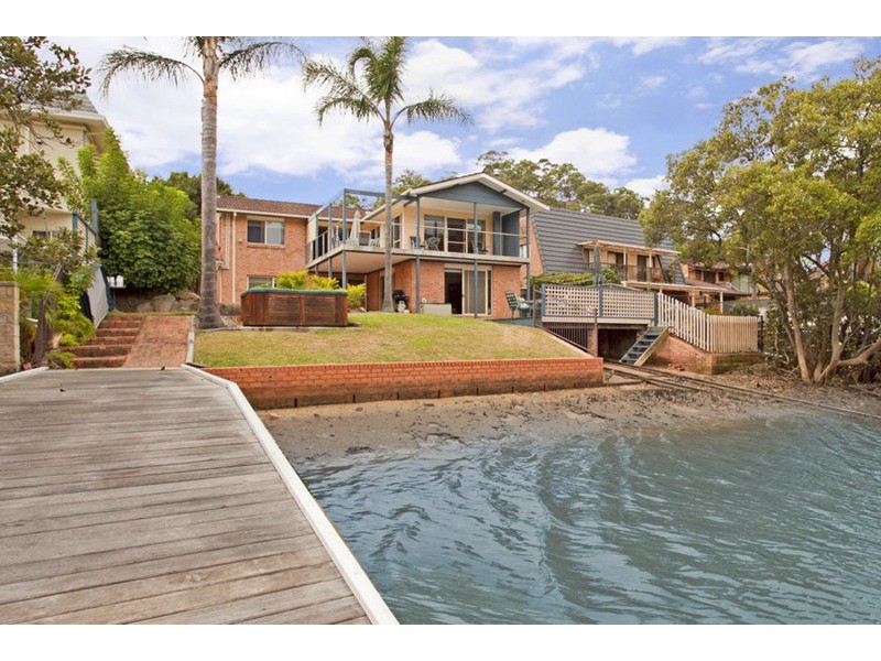 25 Johnson Close, Bonnet Bay NSW 2226
