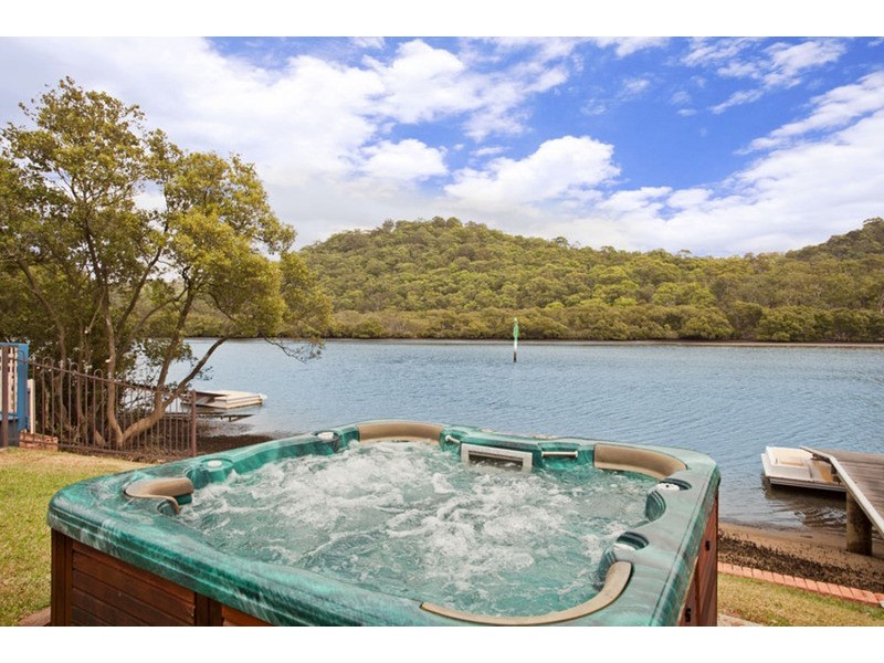 25 Johnson Close, Bonnet Bay NSW 2226