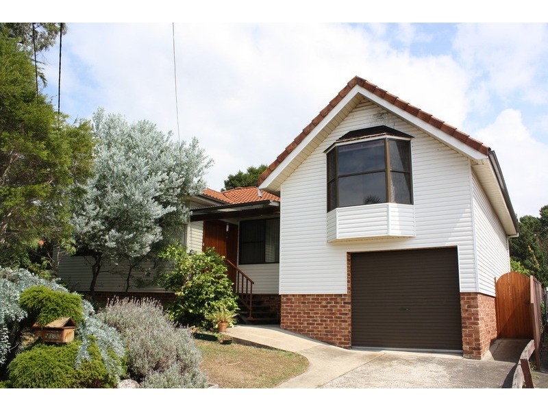 5 Lorraine Avenue, Padstow Heights NSW 2211