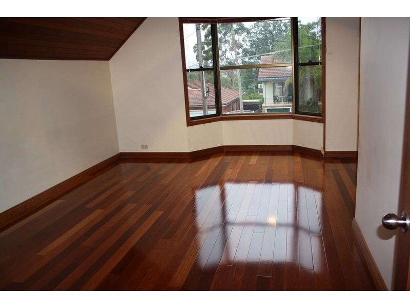 5 Lorraine Avenue, Padstow Heights NSW 2211