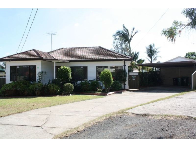 42 Greenway Parade, Revesby NSW 2212