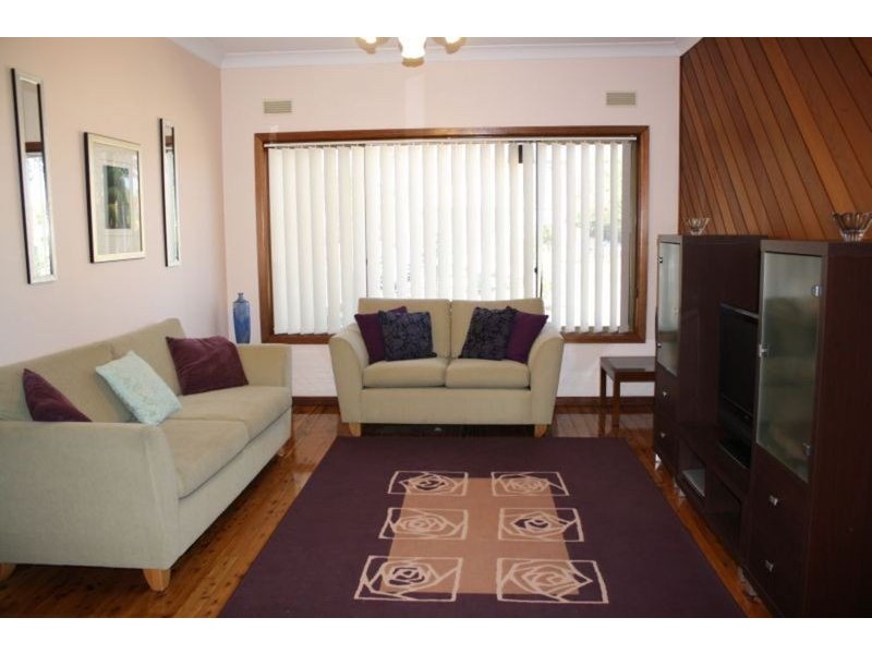 42 Greenway Parade, Revesby NSW 2212