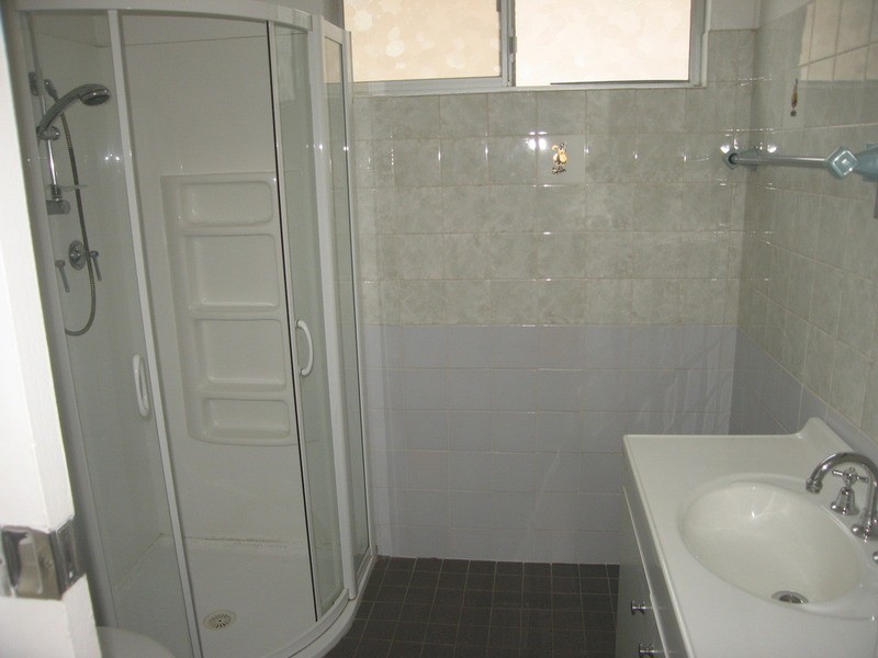 784 Henry Lawson Drive, Picnic Point NSW 2213