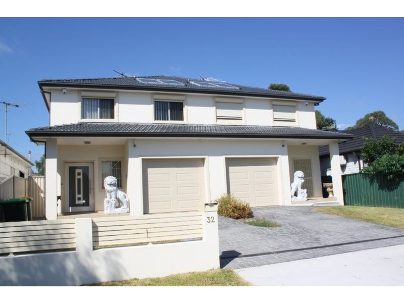 32 Carrington Street, Revesby NSW 2212