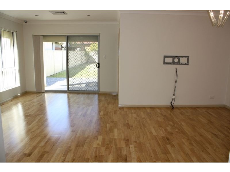 32 Carrington Street, Revesby NSW 2212