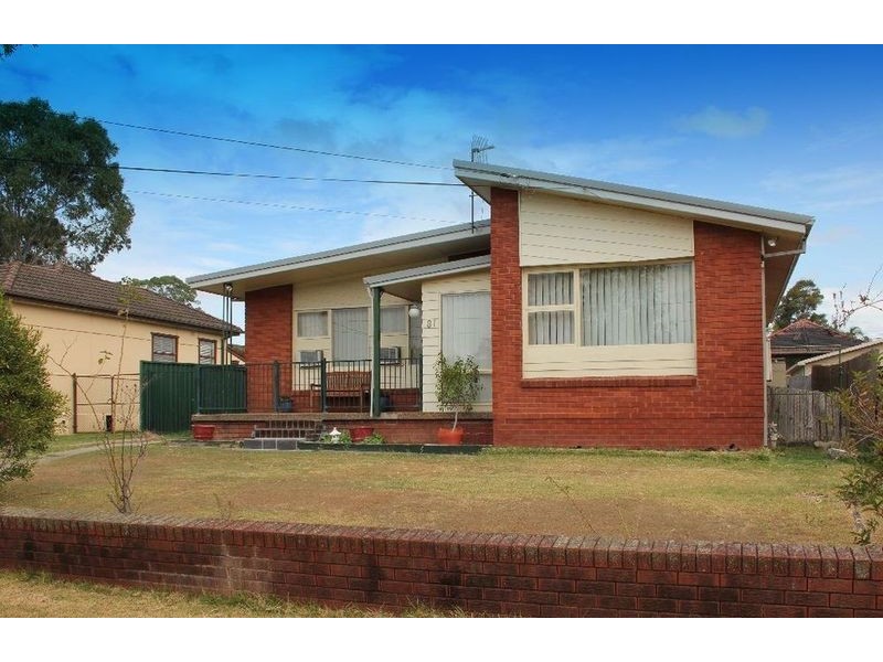 31 Tracey Street, Revesby NSW 2212