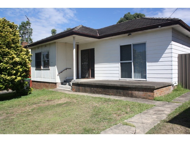 18 Richardson Avenue, Padstow NSW 2211
