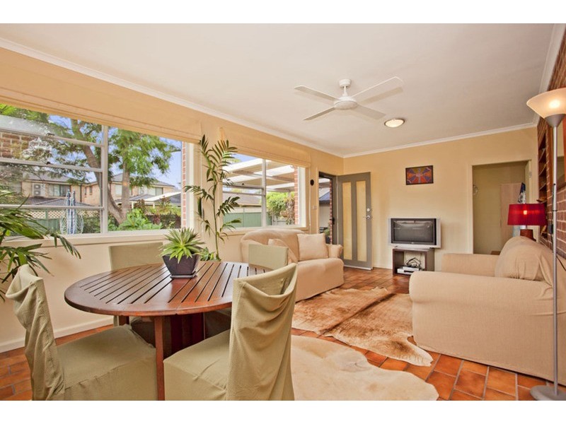 21 Garnsey Avenue, Panania NSW 2213