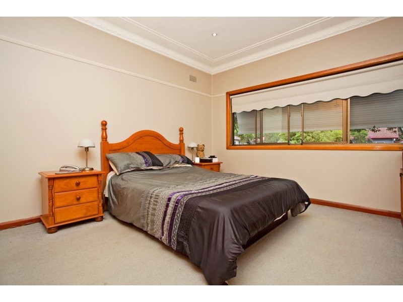 13 Chamberlain Road, Padstow NSW 2211