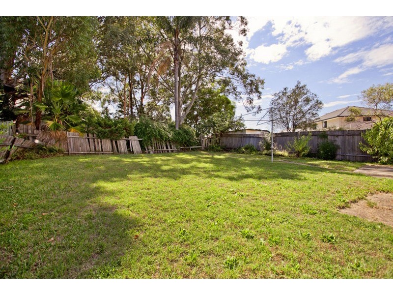 653 Henry Lawson Drive, East Hills NSW 2213