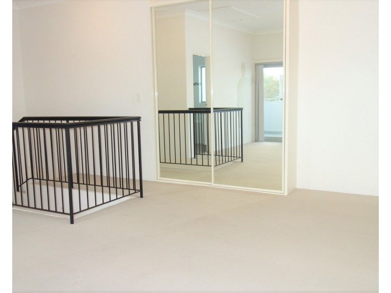 2/20 Howard Road, Padstow NSW 2211