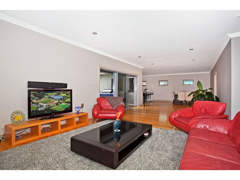 98 Villiers Road, Padstow Heights NSW 2211