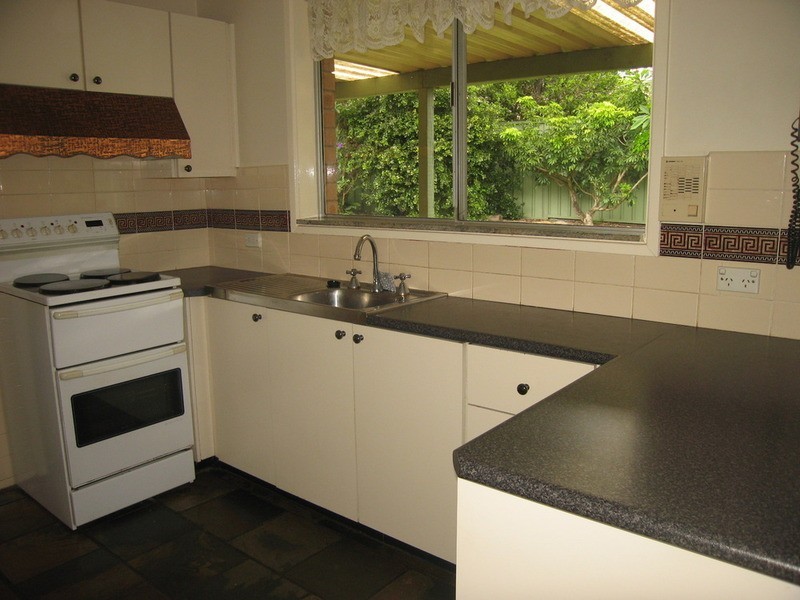 6 Peeler Place, Milperra NSW 2214