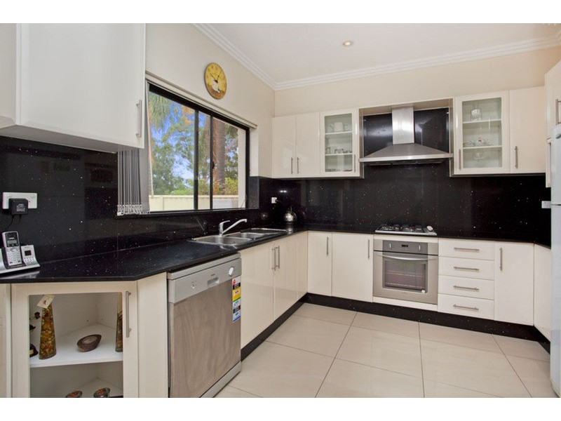 8 Albert Street, Revesby NSW 2212