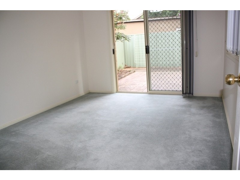 2/63 Alamein Road, Revesby Heights NSW 2212