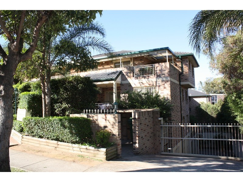 10/131-133  Meredith Street, Bankstown NSW 2200