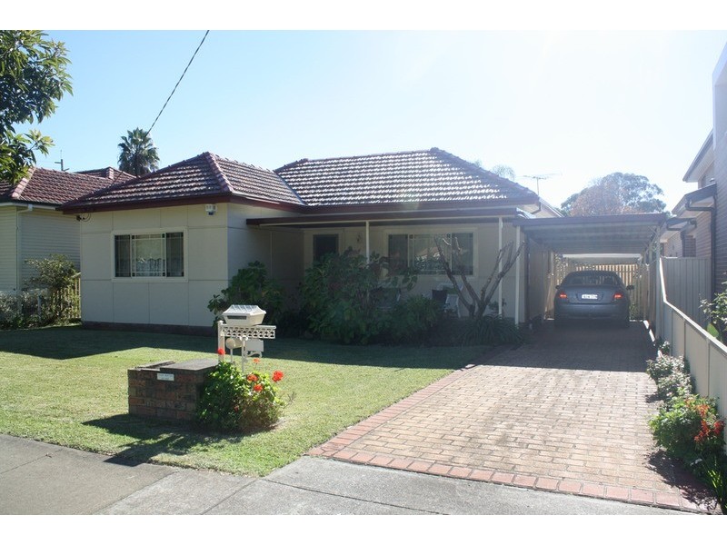 82 Bransgrove Road, Revesby NSW 2212