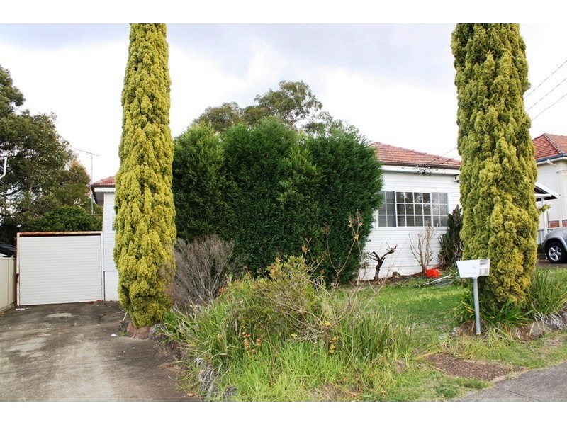 15 Mars Street, Revesby NSW 2212