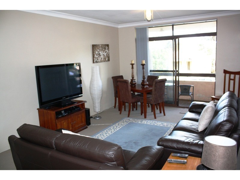 10/8-14 Swan Street, Revesby NSW 2212