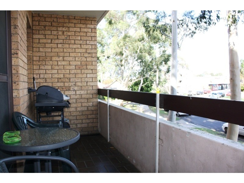 10/8-14 Swan Street, Revesby NSW 2212