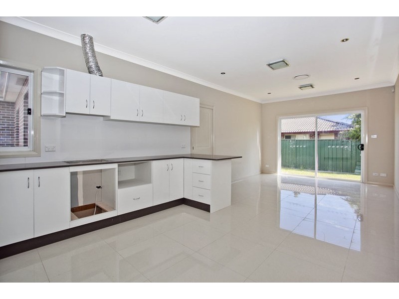 3/99-101 Mackenzie Street, Revesby NSW 2212