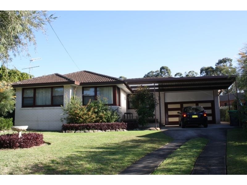 25 Sylvan Grove, Picnic Point NSW 2213