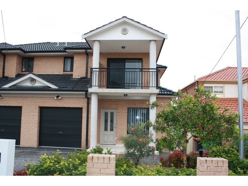 12 Dickenson Street, Panania NSW 2213