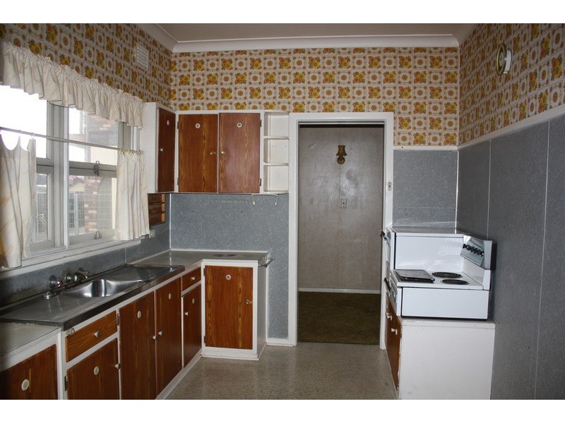 5 Park Road, East Hills NSW 2213