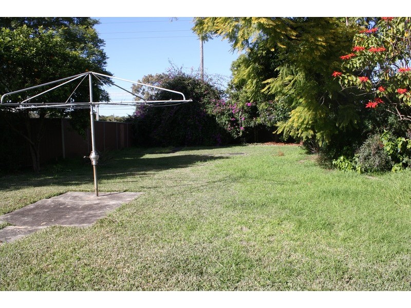 5 Park Road, East Hills NSW 2213