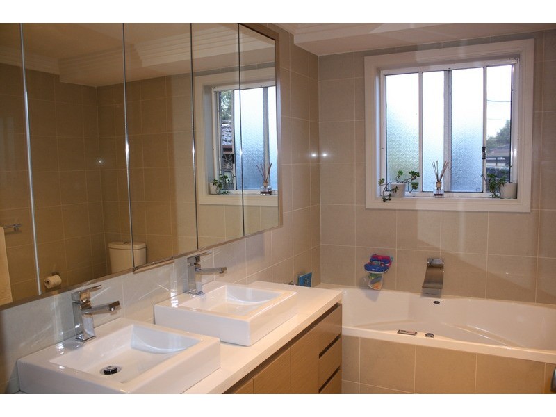 Picnic Point NSW 2213