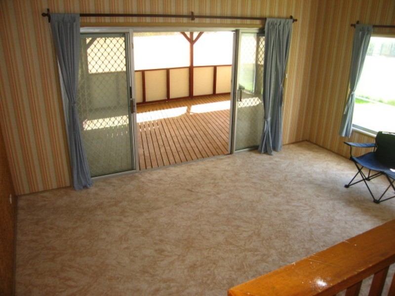 Flat/12  Woodburn Avenue, Panania NSW 2213
