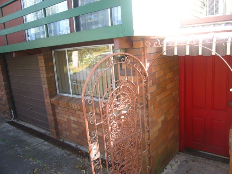 Flat/12  Woodburn Avenue, Panania NSW 2213