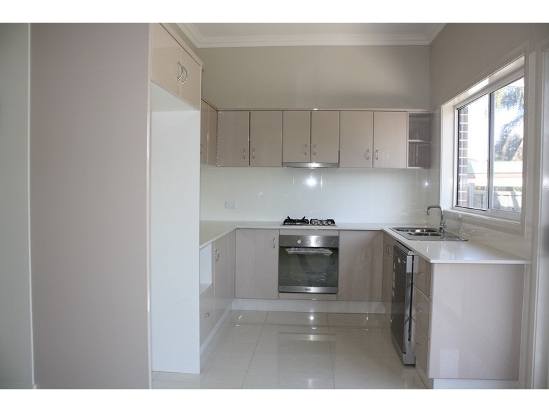 1 Rosebank Avenue, Panania NSW 2213