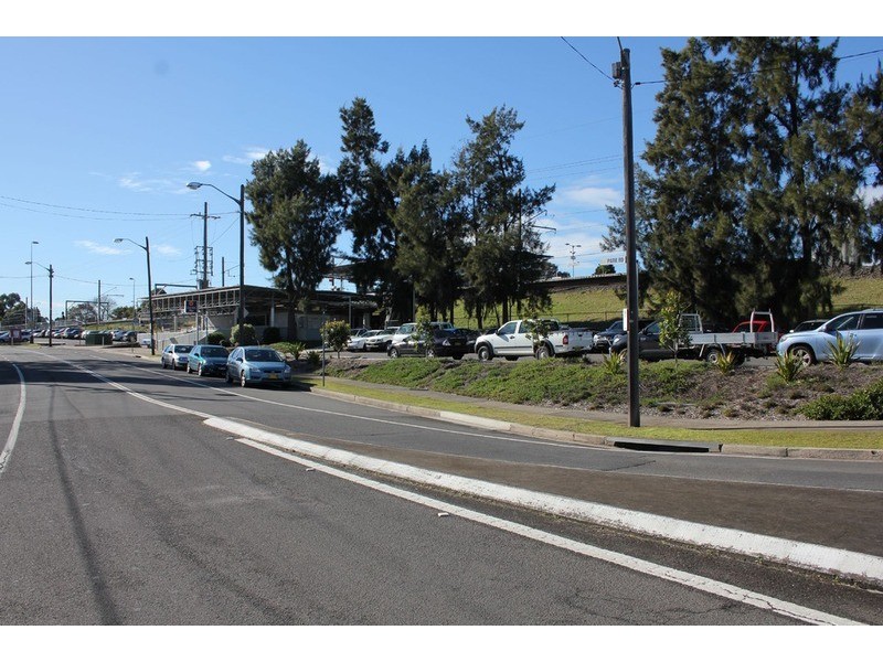 100 Park Road, East Hills NSW 2213