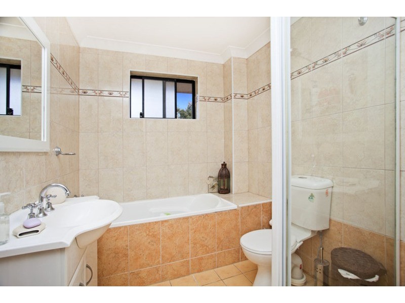 27/2a Mulla Road, Yagoona NSW 2199