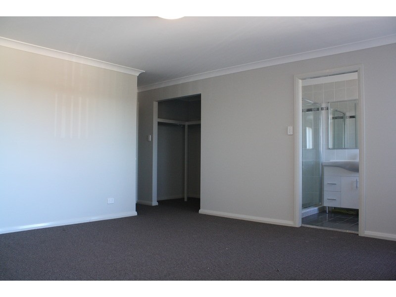 15 Richard Street, Panania NSW 2213