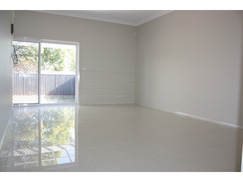 1 Rosebank Avenue, Panania NSW 2213