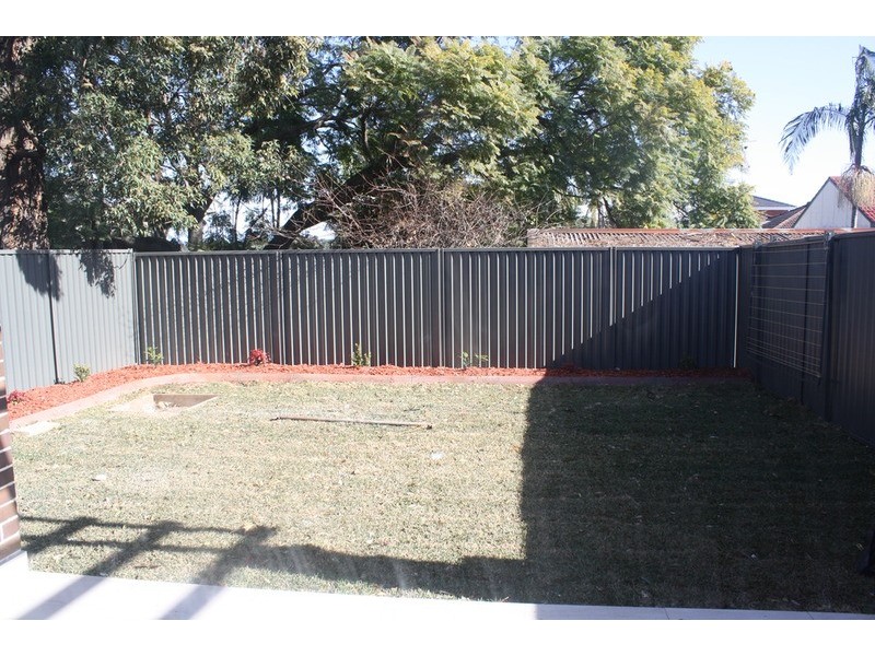 1 Rosebank Avenue, Panania NSW 2213