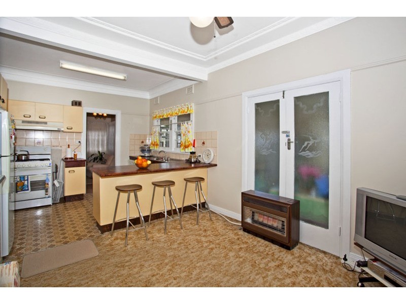 128 Gibson Avenue, Padstow NSW 2211