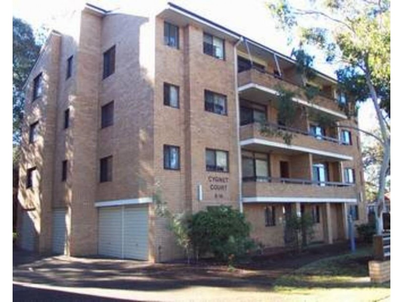 32/8-14 Swan Street, Revesby NSW 2212