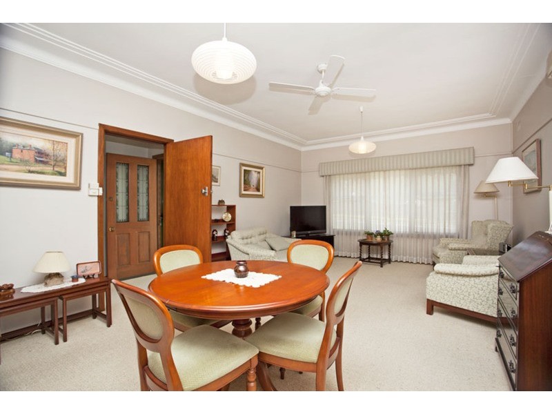 8 Kennedy Street, Panania NSW 2213