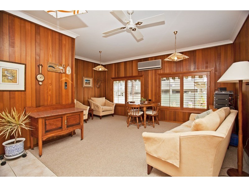 8 Kennedy Street, Panania NSW 2213