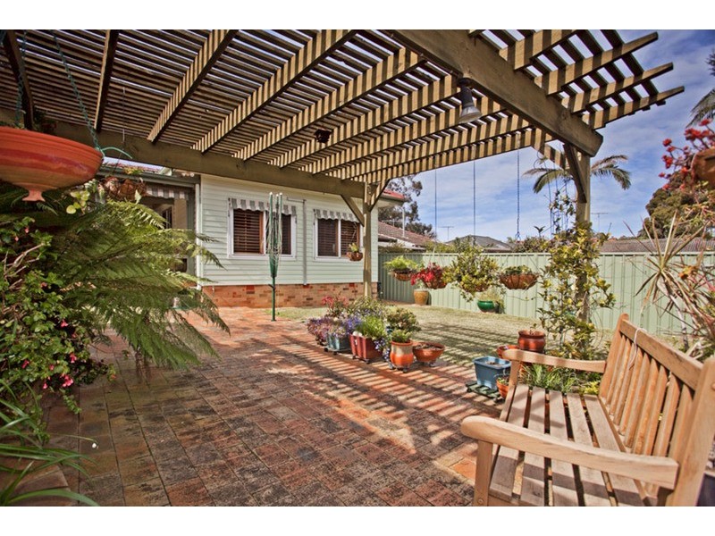 8 Kennedy Street, Panania NSW 2213