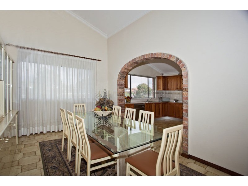 2 Opal Place, Padstow Heights NSW 2211