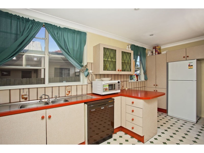 35 laundess Avenue, Panania NSW 2213