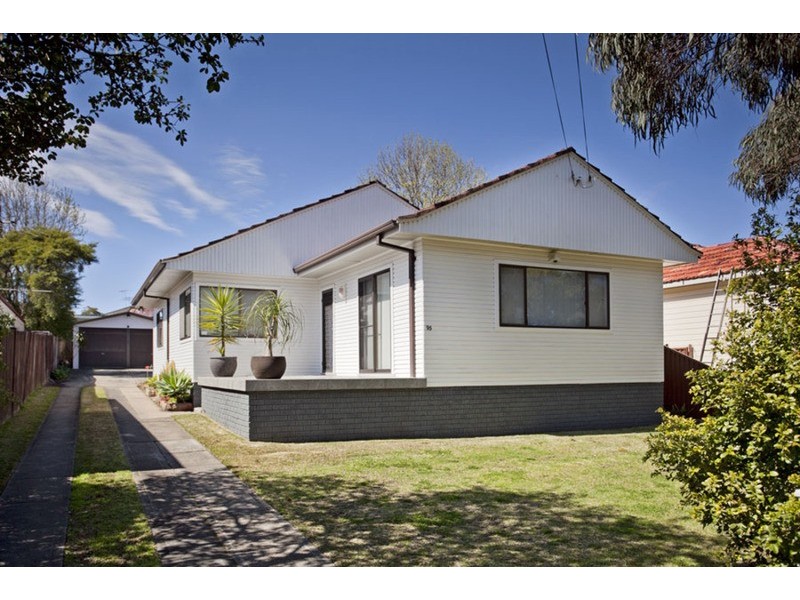 95 Victor Avenue, Picnic Point NSW 2213